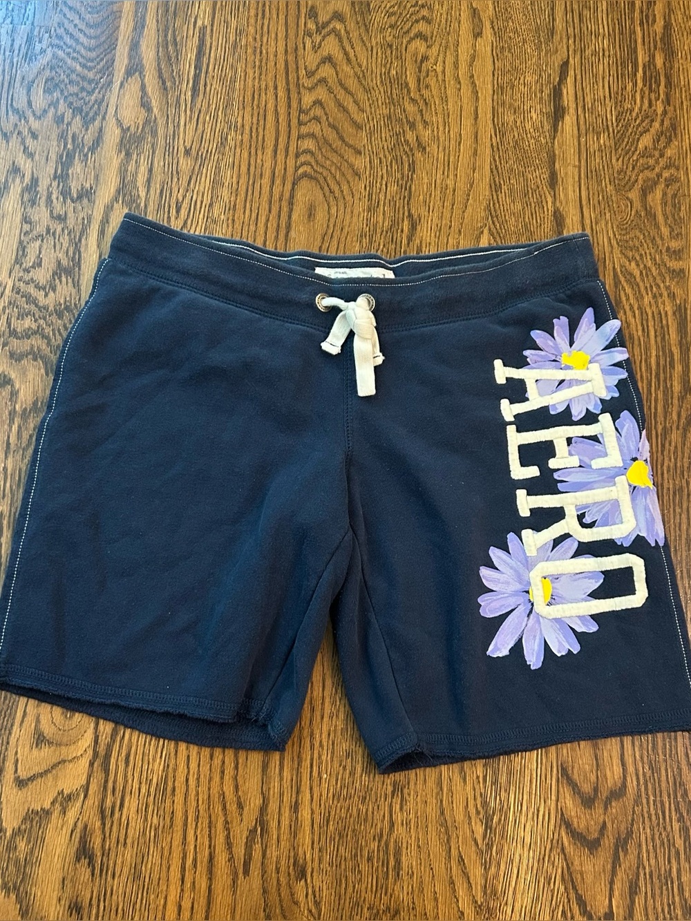 Vintage Y2K Aeropostale Purple Daisy Aero Sweat Shorts